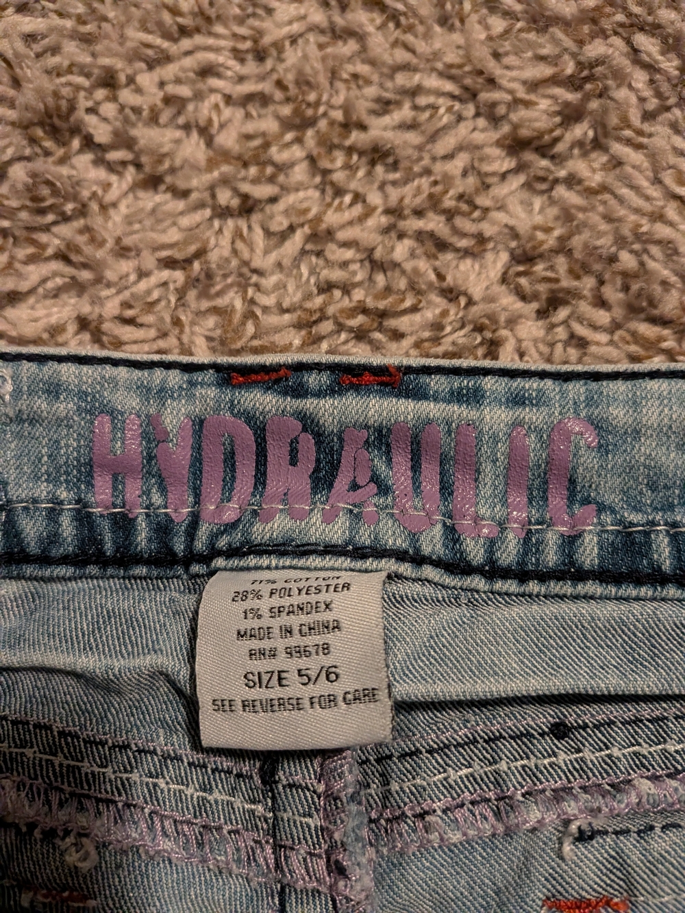 Hydraulic brand jean Shorts